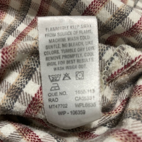 WOOLRICH Red and Gray Plaid Checkered Outdoors women's size M - Picture 7 of 7